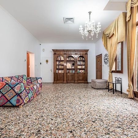 Palazzo Eremite Apartment Venice Exterior photo