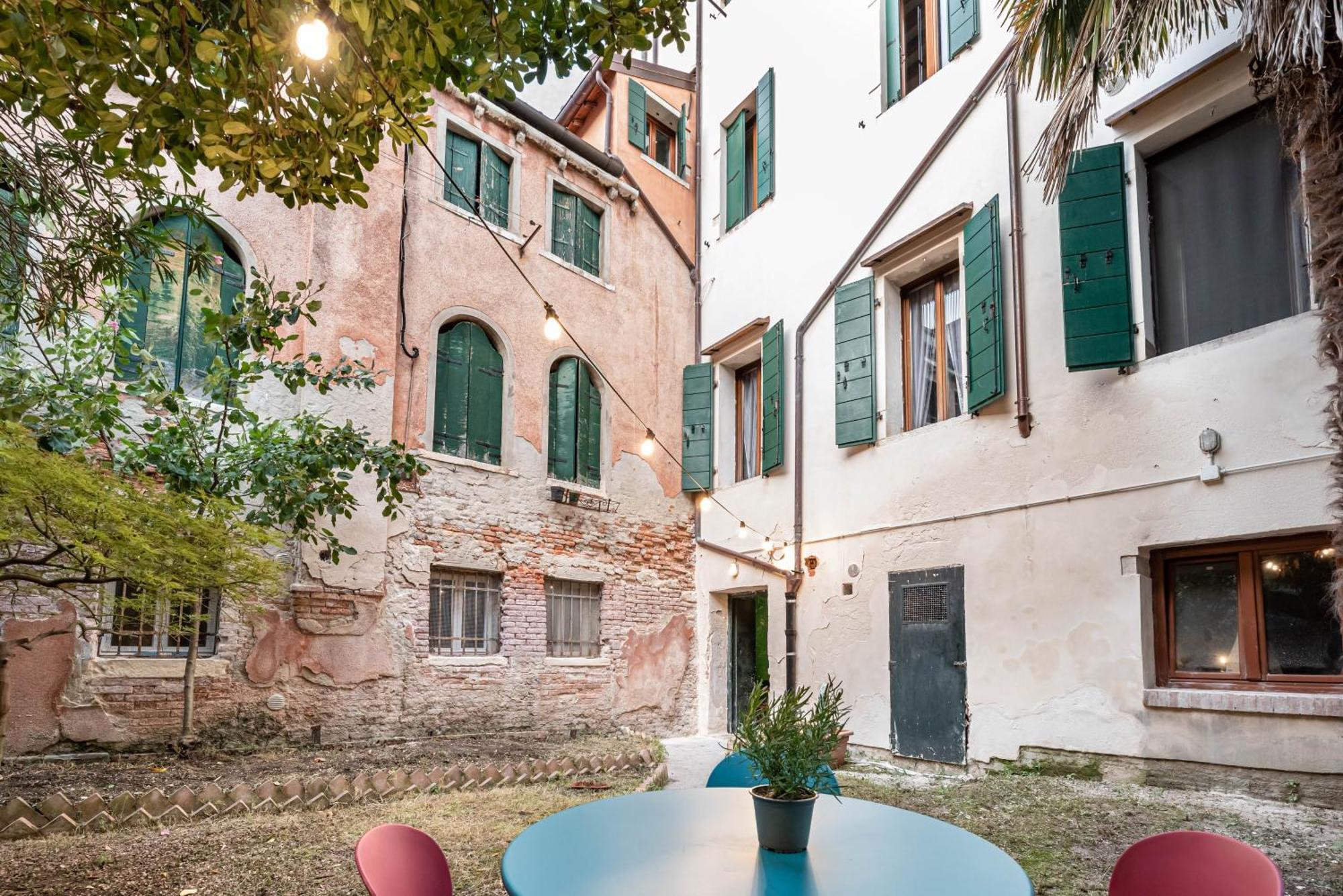 Palazzo Eremite Apartment Venice Exterior photo